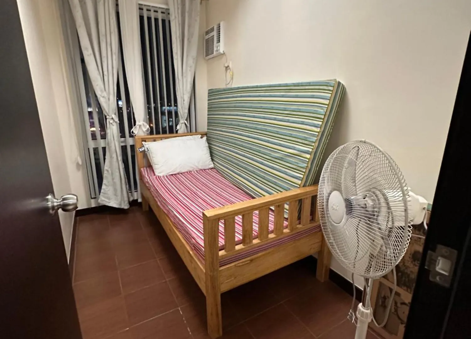 Apartment The Ivory San Lorenzo Place Makati Manila